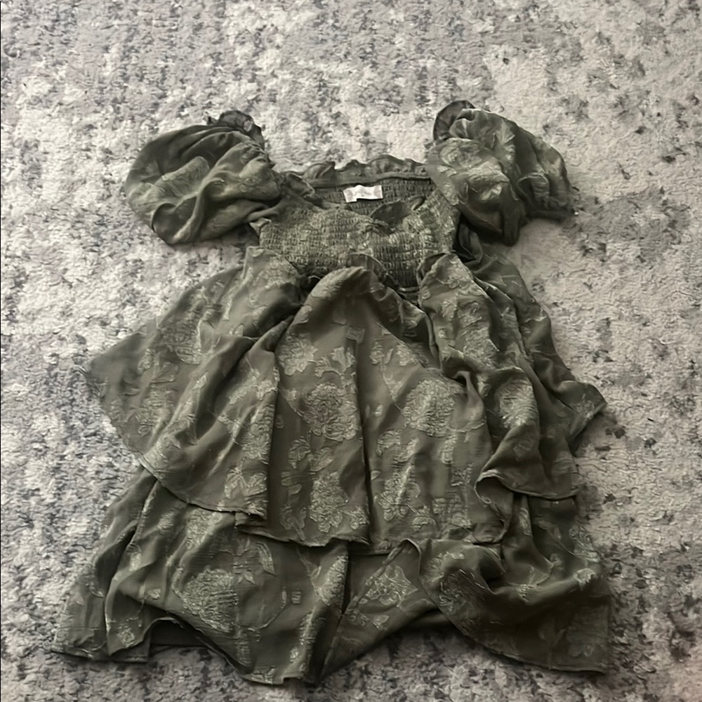 Elegant Green Puff Sleeve top